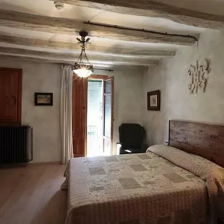 La Casa Blava Del Segre *